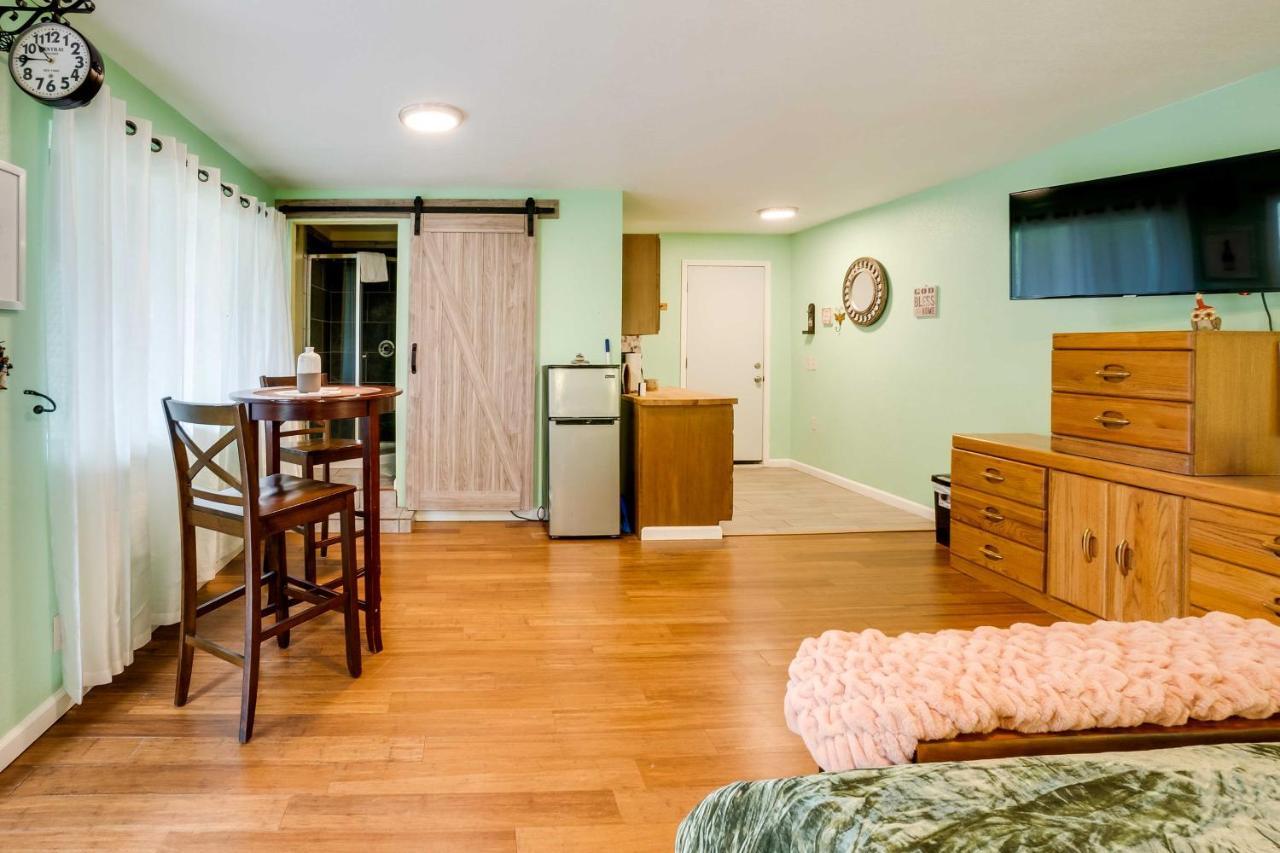 Soothing Studio With Lush Views 2 Mi To Beach! Smith River 外观 照片